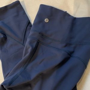 Lululemon size 6 blue leggings